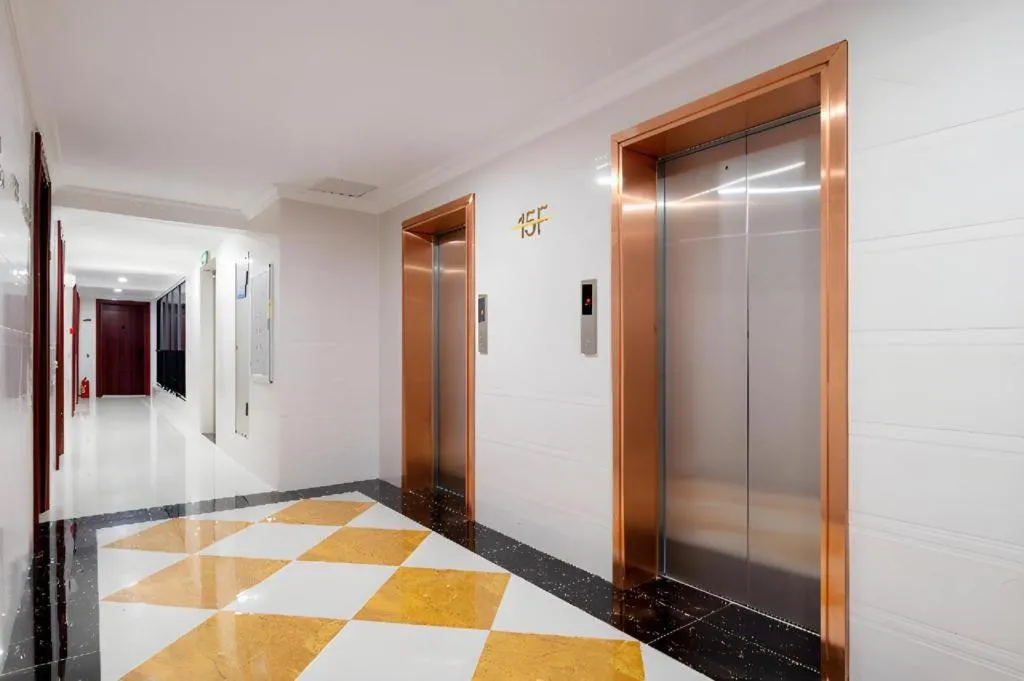 Poltton International Service Apartment Shanwei Urban District High-speed Railway Station