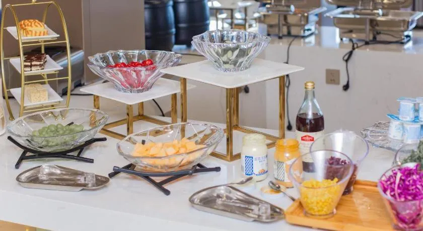 Echarm Hotel Wuhan Wusheng Road Metro Station Cade Square