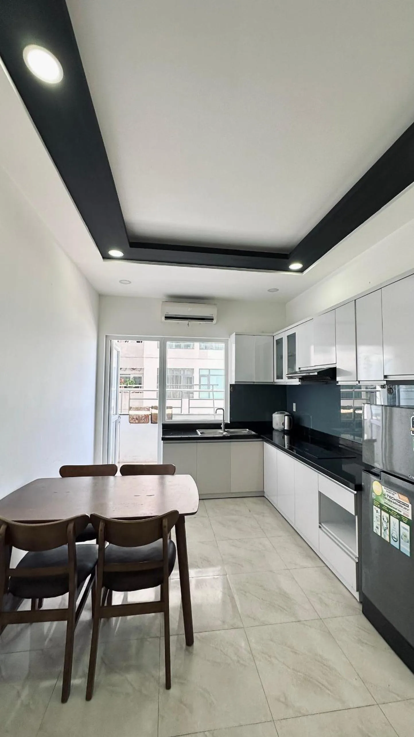 Kitchen or kitchenette in Sea Inn - Nha Trang Apartment