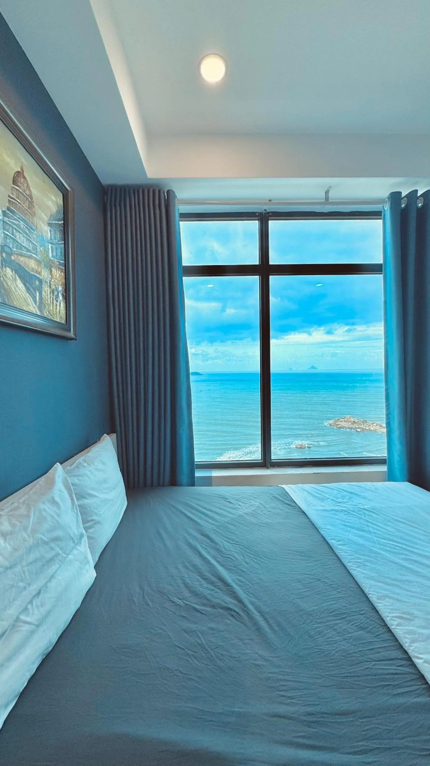 Bedroom, Bed in Sea Inn - Nha Trang Apartment