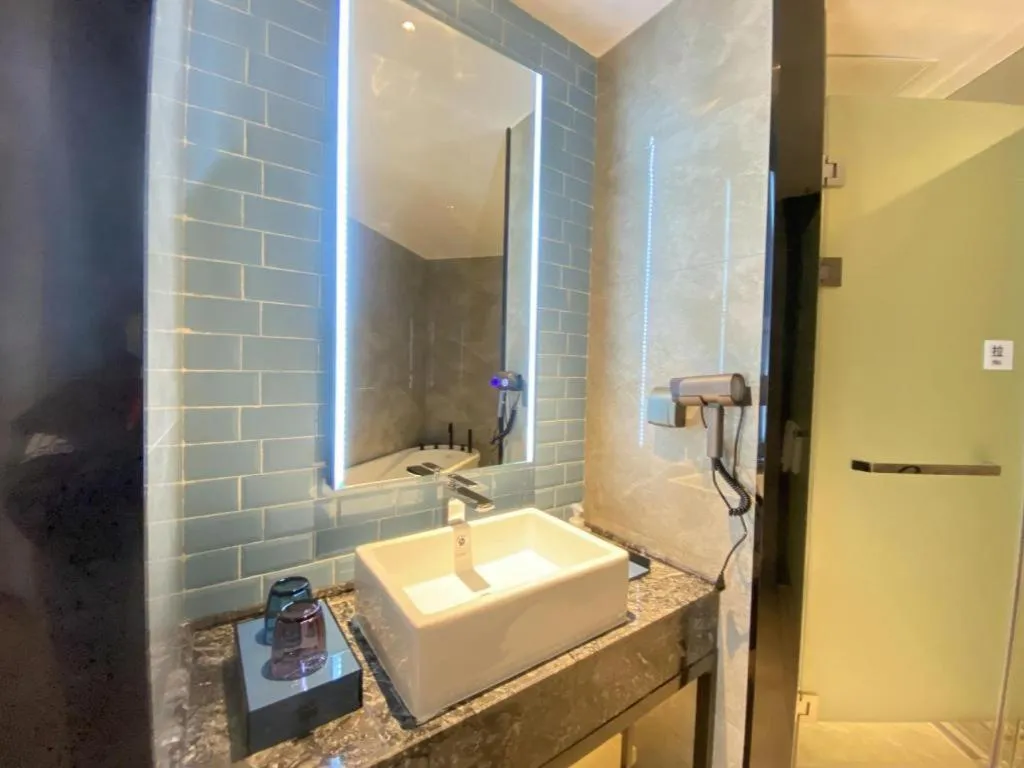 Echarm Hotel Wuhan Huashan