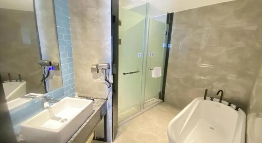 Echarm Hotel Wuhan Huashan