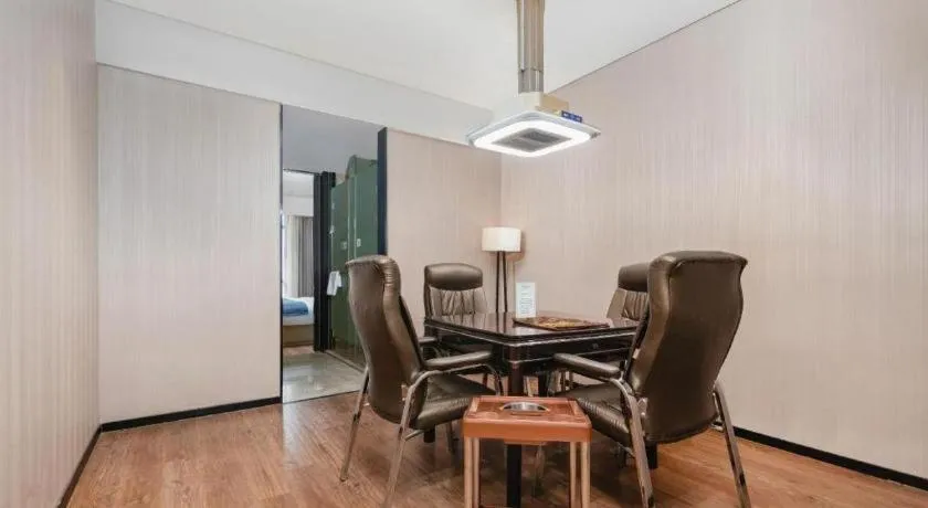 Echarm Hotel Wuhan Huashan