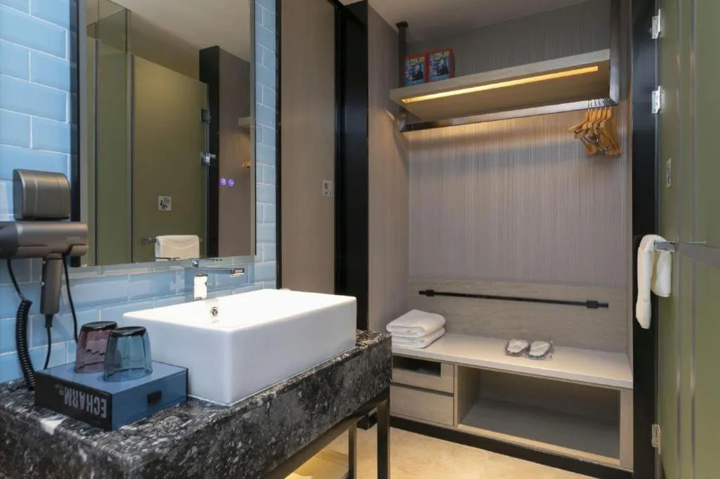 Echarm Hotel Wuhan Huashan