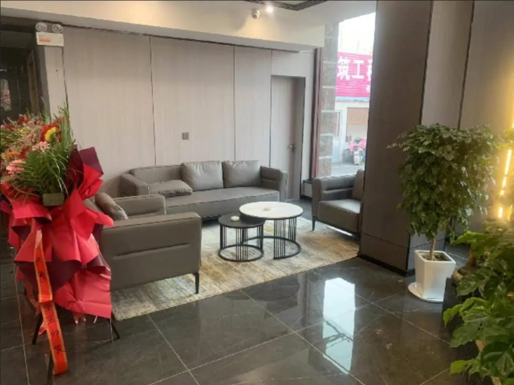 Borrman Hotel Pingyi Beifang Shicaicheng Mingde Road