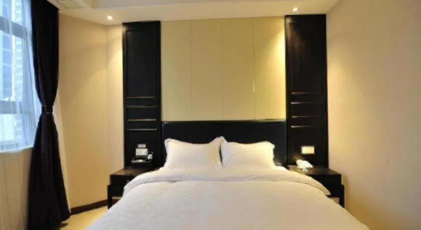 Bed in Super 8 Hotel Guiyang Qianling Park Ruijin North Road