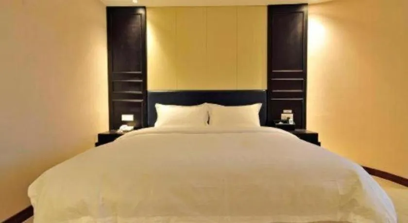 Bed in Super 8 Hotel Guiyang Qianling Park Ruijin North Road