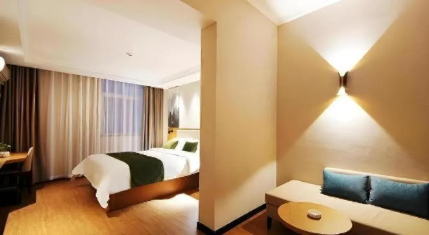 Bed in GreenTree Inn Luoyang Henan University of Science and Technology