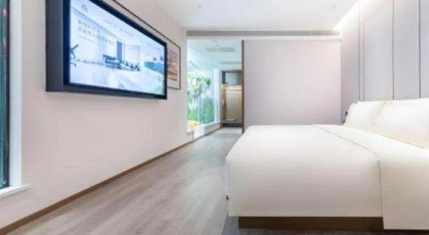 Bed in Atour Hotel Jinan Tangyan Century Avenue