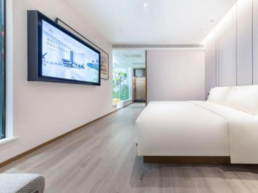 Bed in Atour Hotel Jinan Tangyan Century Avenue