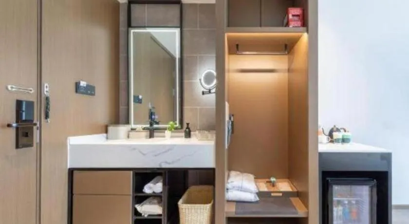 Atour Hotel Jinan Tangyan Century Avenue