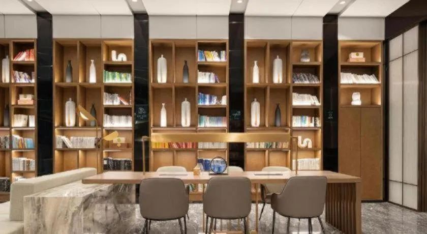 Atour Hotel Taiyuan Inner Ring