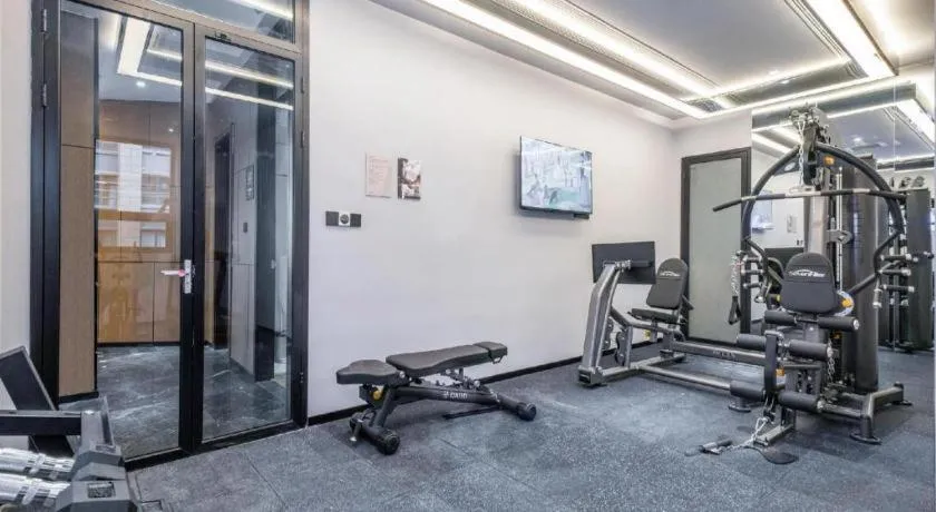 Atour Hotel Xi‘an West High-speed Railway Station North Square