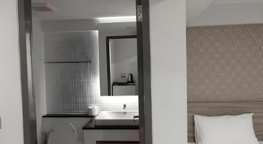 SEOUL3 HOTEL & SLOW BAR CAFE