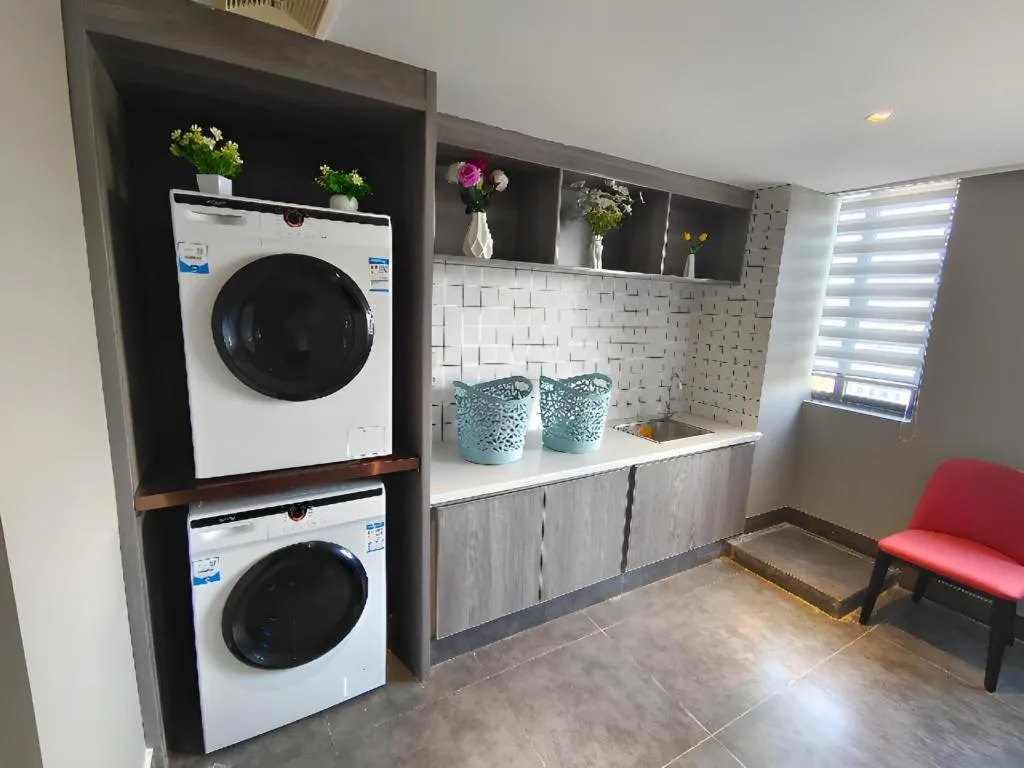 Borrman Hotel Wuhan Yellow Crane Tower Fuxing Road Metro Station