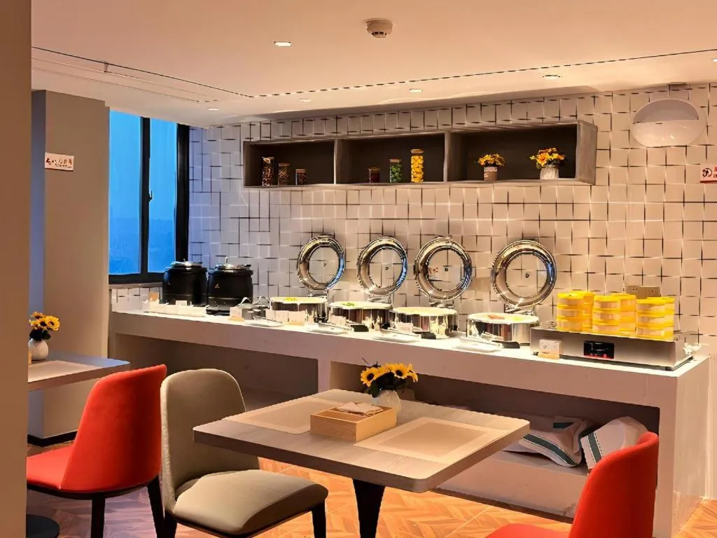 Borrman Hotel Wuhan Yellow Crane Tower Fuxing Road Metro Station