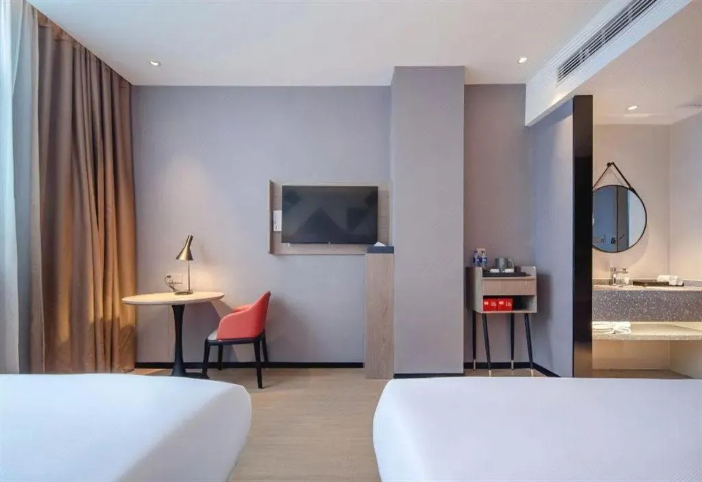 Bed in Borrman Hotel Wuhan Yellow Crane Tower Fuxing Road Metro Station