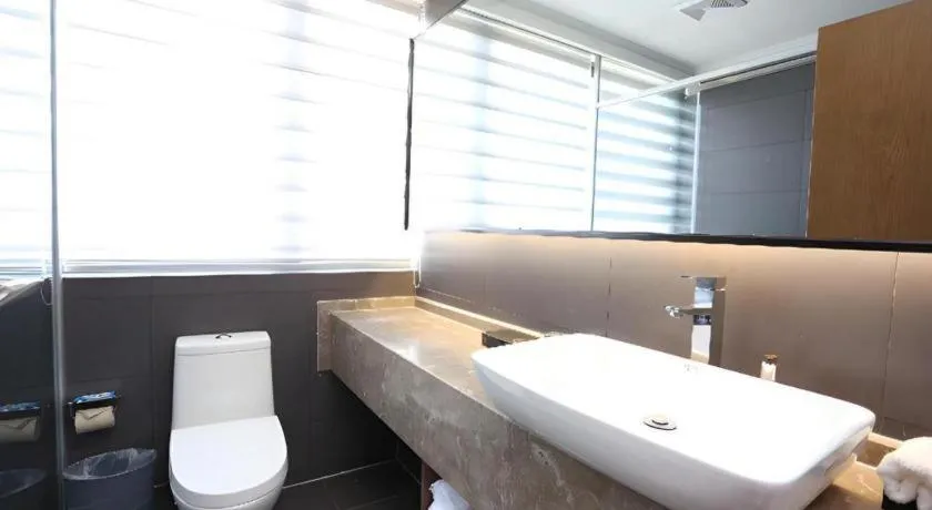 Borrman Hotel Wuhan Yellow Crane Tower Fuxing Road Metro Station