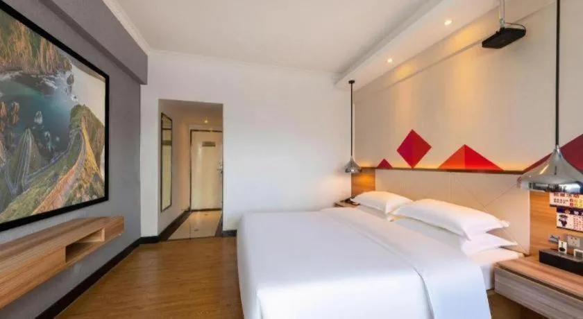 Bed in Borrman Hotel Wuhan Yellow Crane Tower Fuxing Road Metro Station