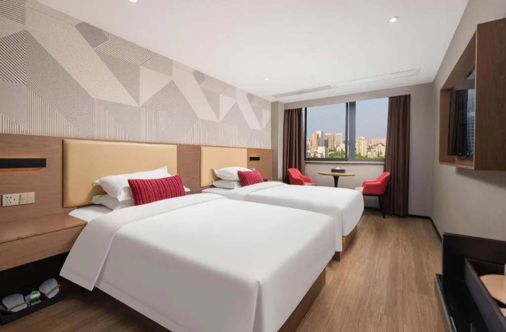 Bed in Borrman Hotel Wuhan Yellow Crane Tower Fuxing Road Metro Station