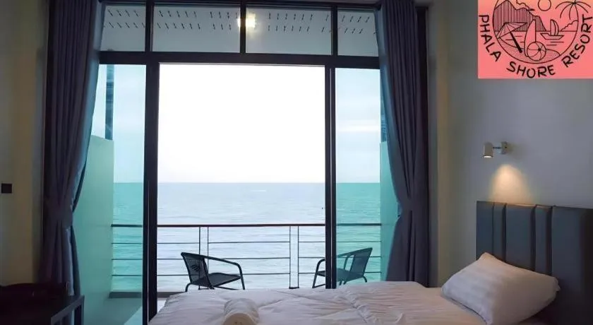 Bed in Phala Shore Resort