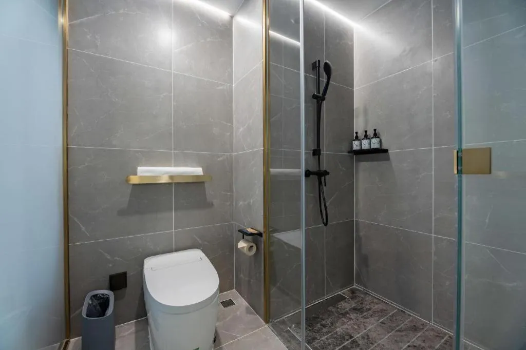 Atour Light Hotel North Dalian Station Huanan Plaza