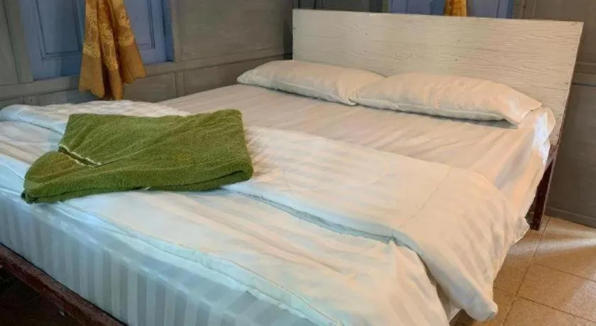 Bed in Longbeach Kohphayam