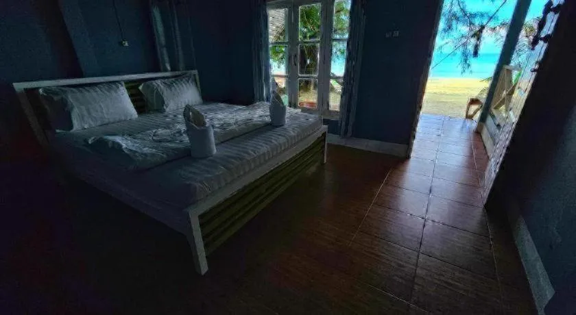 Bed in Longbeach Kohphayam