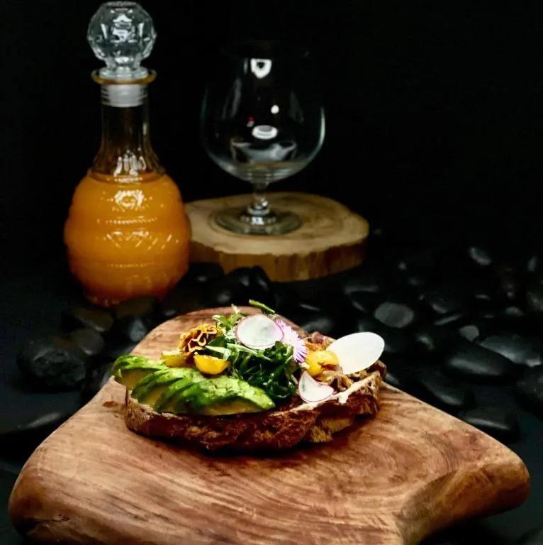 The Globe Hotel, Bar & Restaurant