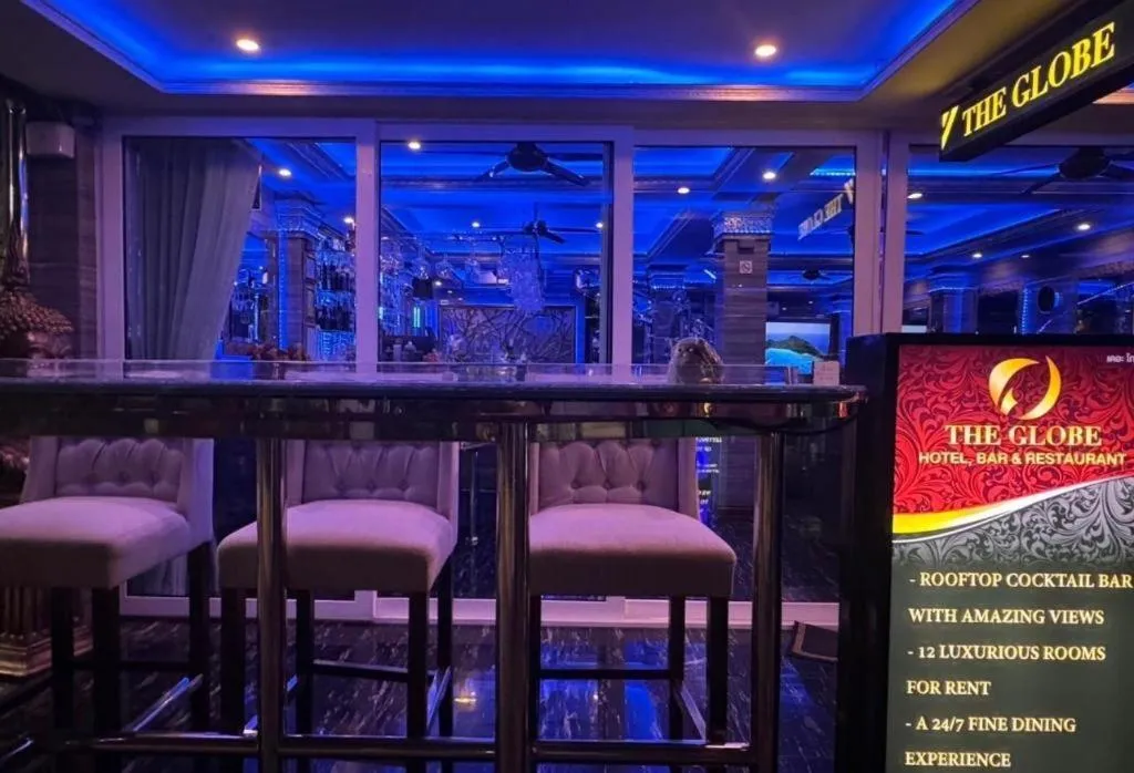 The Globe Hotel, Bar & Restaurant