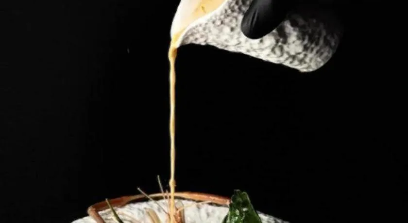 The Globe Hotel, Bar & Restaurant