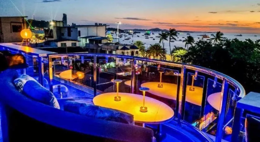 The Globe Hotel, Bar & Restaurant