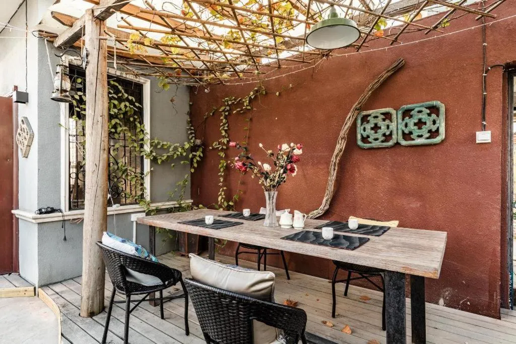 Origin Antique House and Hotel