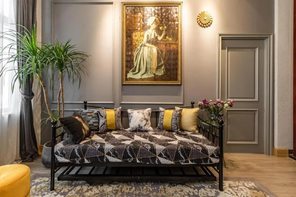 Origin Antique House and Hotel