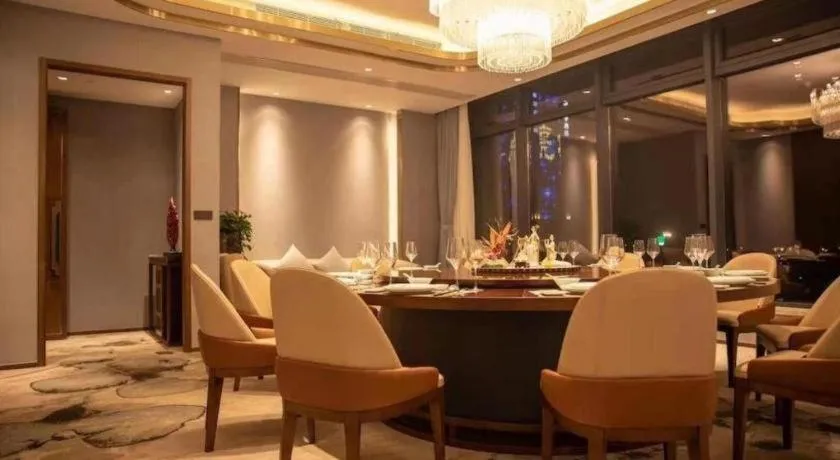 Yinhu Junyi Hotel（Wildlife Park）