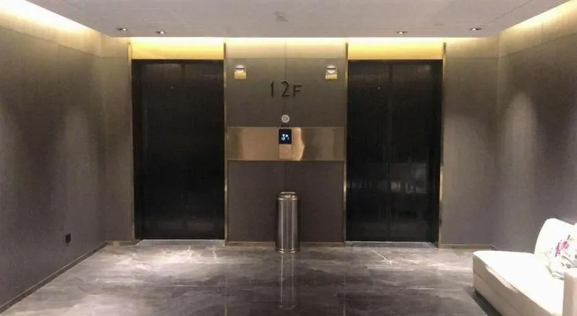 Yinhu Junyi Hotel（Wildlife Park）