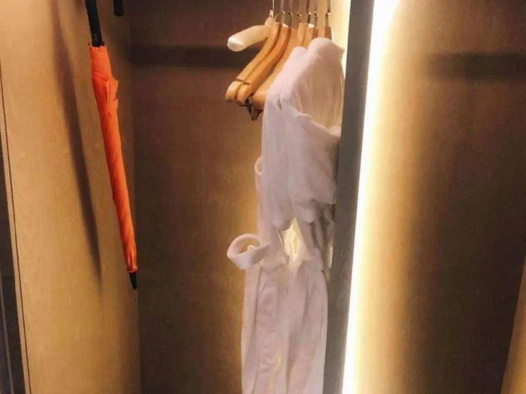 Yinhu Junyi Hotel（Wildlife Park）