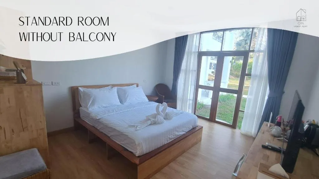 Bed in Gin's Greenery Resort