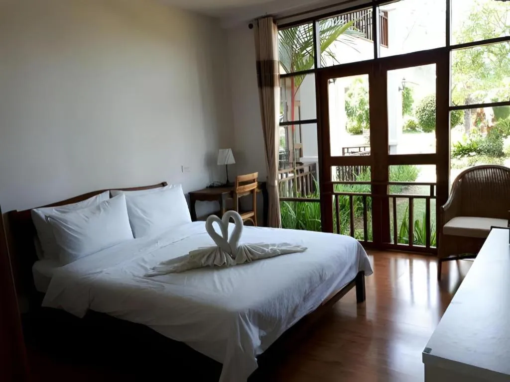 Bed in Gin's Greenery Resort