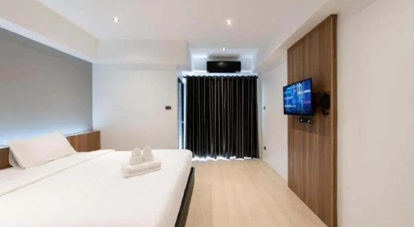 Bed in Yellotel Chang Klan Chiang Mai