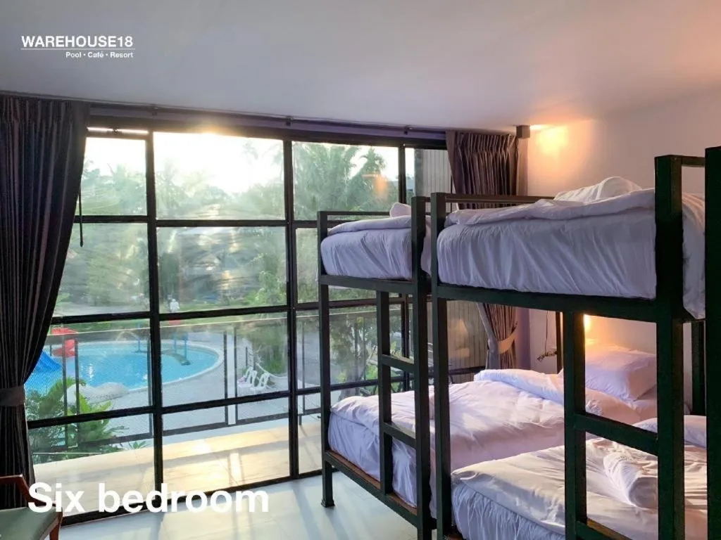 Bed in Warehouse18 Pool Cafe Resort