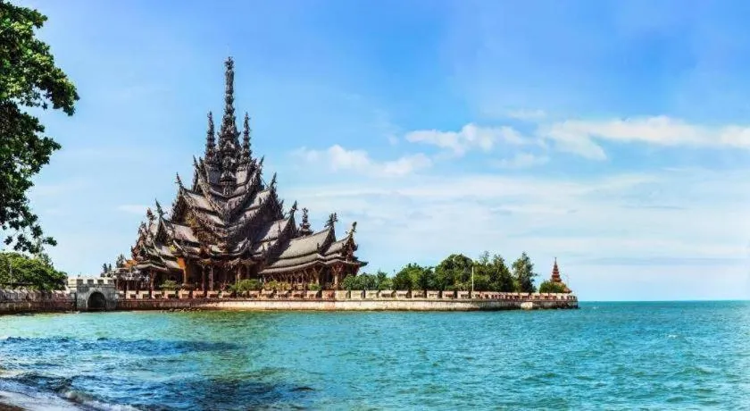 EAST SEA PARADISE HOTEL