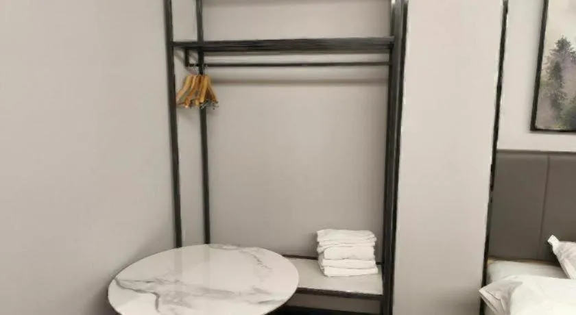 GreenTree Inn Express Fuyang University Town West High-Speed Railway Station