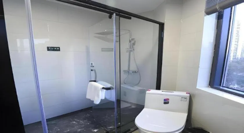 GreenTree Inn Express Fuyang University Town West High-Speed Railway Station