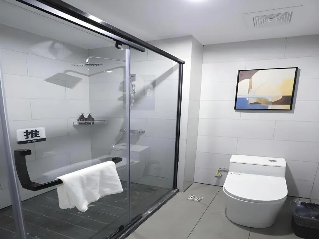 GreenTree Inn Express Fuyang University Town West High-Speed Railway Station