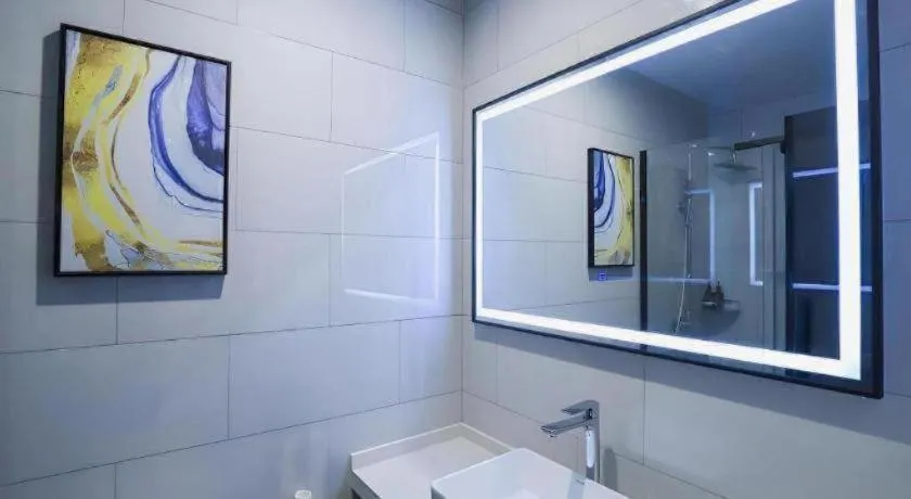 GreenTree Inn Express Fuyang University Town West High-Speed Railway Station