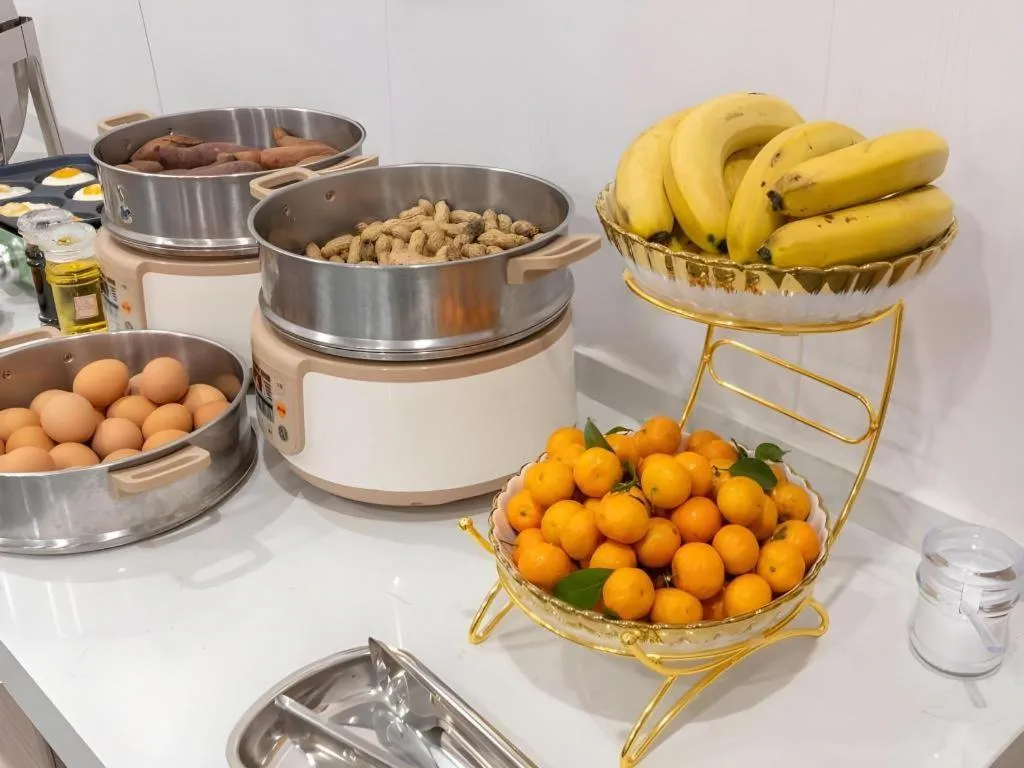 GreenTree Inn Express Qingdao Jiaodong International Airport