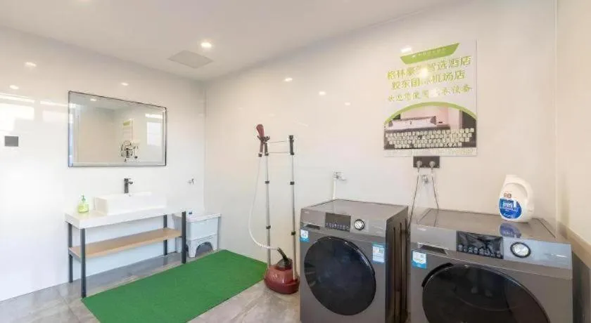 GreenTree Inn Express Qingdao Jiaodong International Airport