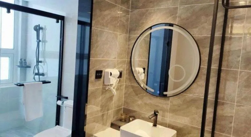 GreenTree Inn Express Qingdao Jiaodong International Airport