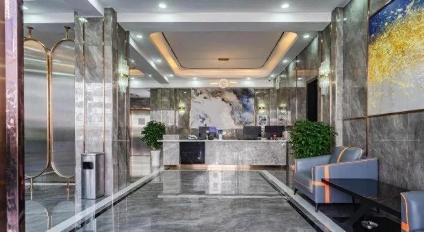 GELI Kunming North Railway Station Zoo